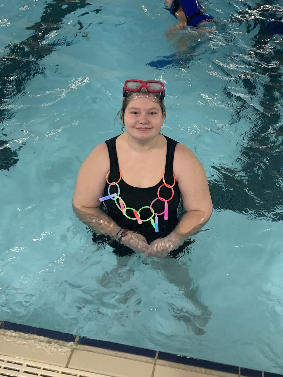 MistyWard78's tweet photo. JCHS, JCMS, and Flat Gap combined for #LightsonAfterSchool! Our #21stCCLC Eagle Enrichment and LIFT, Lit up our Pool for AfterSchool!
@JC_Schools @JCEaglesInfo @eagles_jcms @GreyhoundGrit #Eagle4Life #LIFT #EagleEnrichment #OutOfSchoolAlliance #EduGladiators #KYOSA @mullins1229 https://t.co/wxOgMmL1n6