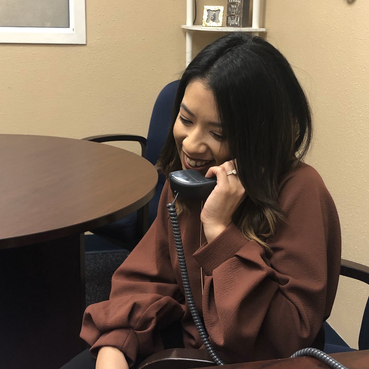 RSGuajardo's tweet photo. #GoodNewsCallOfTheDay goes to Ms. T from her team because she has built strong and caring relationships, she shares ideas, is a team player, and she always arrives each and everyday with a smile and positive attitude! Howsman is lucky to have her! 3rd❤️Ms. T! #GoodNewsAtHowsman https://t.co/qsnJNPLE8U