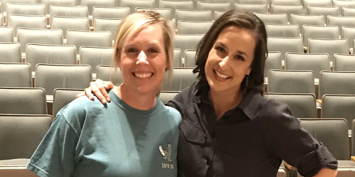 APFaunceLawFS's tweet photo. A HUGE THANK YOU to @AdrienneBulinsk for an amazing day today - you set the bar extremely high for the next Sunflower League Student-Athlete Leadership Summit! 🔥🐦 #SeeYouInTheMountains #ItsNotMeItsUs #FireUp https://t.co/Beux6a9Vgi
