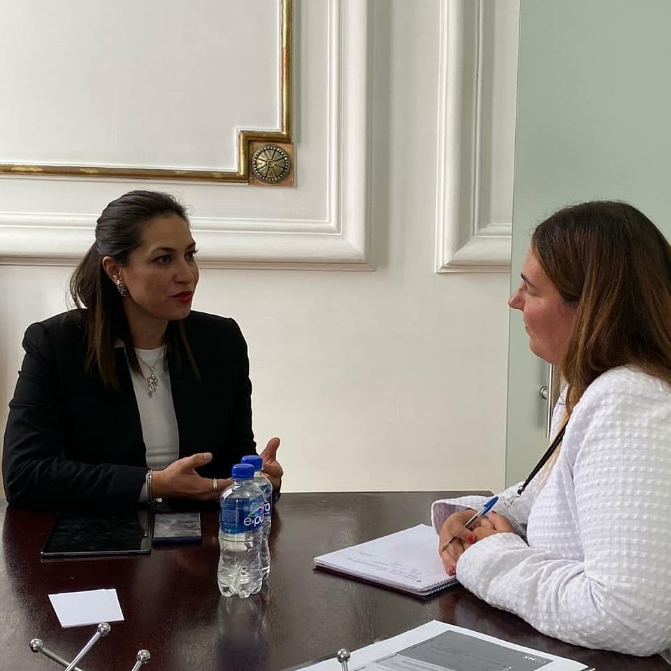CAICongresoCdMx's tweet photo. Esta tarde, la Diputada @jguerreromaya🙋🏻‍ Presidenta del #CAI, sostuvo un diálogo con Naiara Tres-Castro, Evaluadora del proyecto Diálogos por una #CDMXGlobal🌎 Hablaron de las acciones inmediatas y el potencial internacional que la #CDMX impulsa para su desarrollo https://t.co/Kx9ejzGzUE