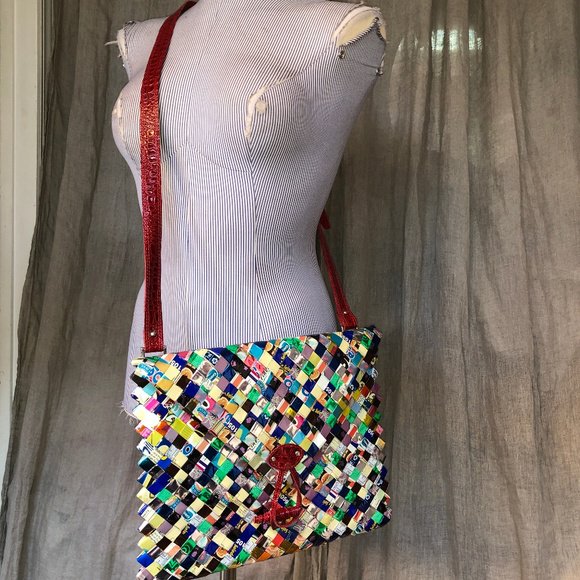 devan_mello's tweet image. So good I had to share! Check out all the items I'm loving on @Poshmarkapp from @CelestialD5 #poshmark #fashion #style #shopmycloset #bigbuddha #katespade #nahuiollin: posh.mk/JbfW2dB1QZ