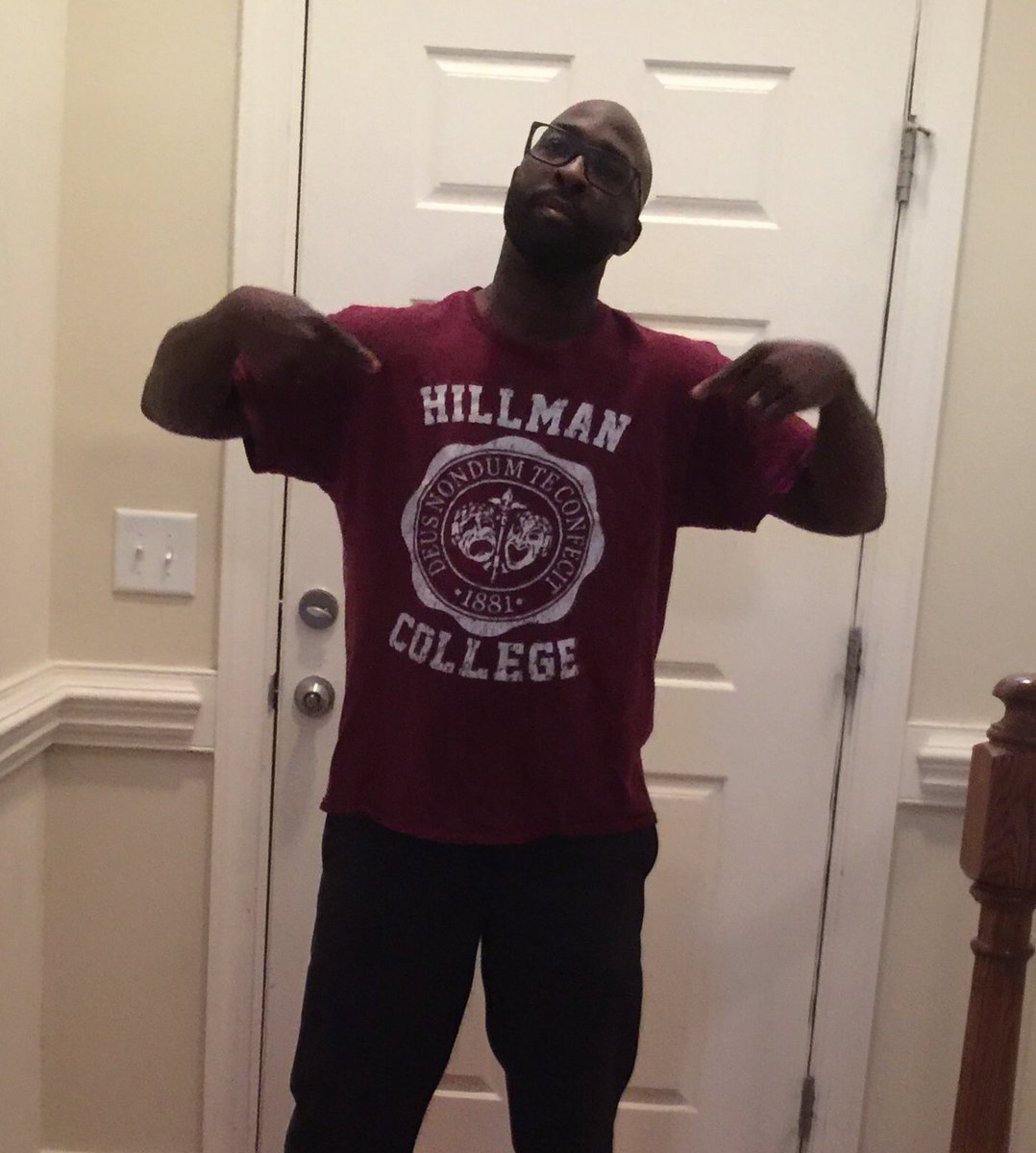 addys_dad's tweet photo. #CollegeAwarenessWeek #HillmanCollege #HBCU when the yard represents π€ Ok @kris_Leak_1908 challenge accepted! #SophmoreSzn A different world π + a few more π #challenge #ThankyouAddy πΈ #CollegeInspiration #DaddyWhereShouldIGo #Scholarships β€οΈπ https://t.co/C4aQJr6exG