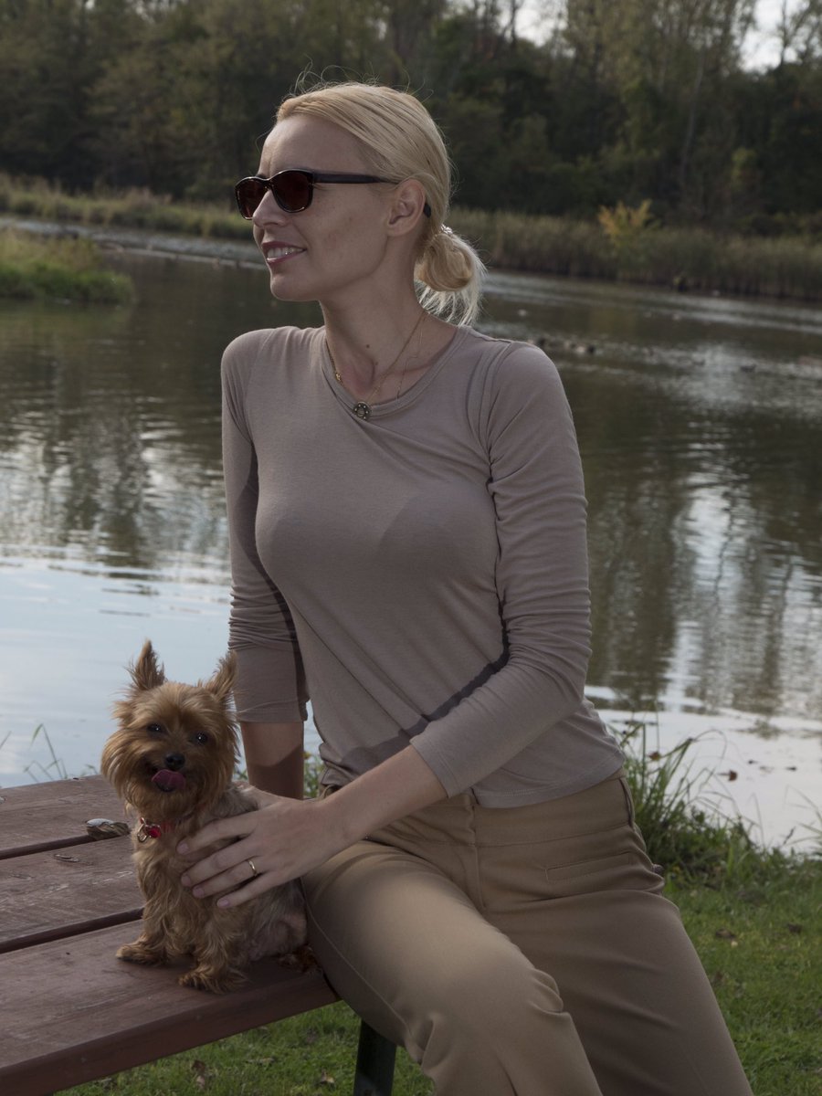 lanagarmon's tweet image. Love my @express pants! U make the best pants ever! #ExpressYourRules #4ExpressPoints