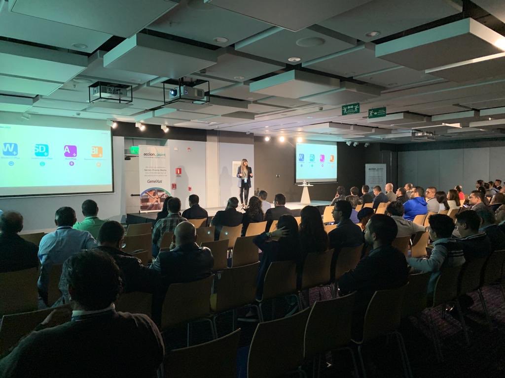 DVelopSoftware's tweet photo. 👉Hoy estuvimos presentes en el #EventoGXColombia presentando las novedades de la #SuitePlus junto a @AccionPoint cc @SofiaMaiolo 👈 🇨🇴💻🚀 #GeneXus @GeneXus https://t.co/EgCum0qRbj