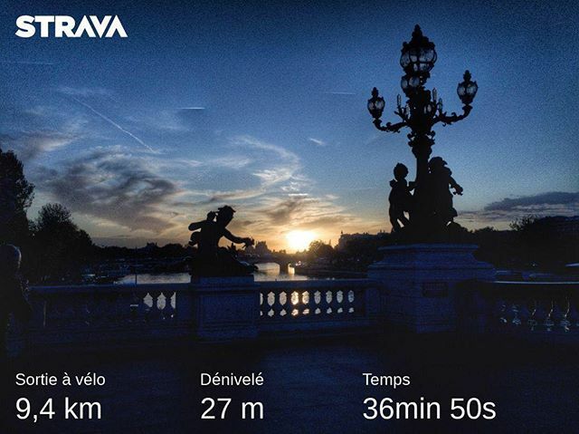 eclairdefeu's tweet photo. 🚲 Un jeudi sans transports en commun épisode 1
rien que du vélo ✌🏻quel plaisir 😁
.
.
#garmin #strava #instacycle #paris #parisjetaime #cycle #quai #canal #velib #velo #hometowork #sun #morning https://t.co/hCNNCNFj0R https://t.co/5o0Az6ZowM