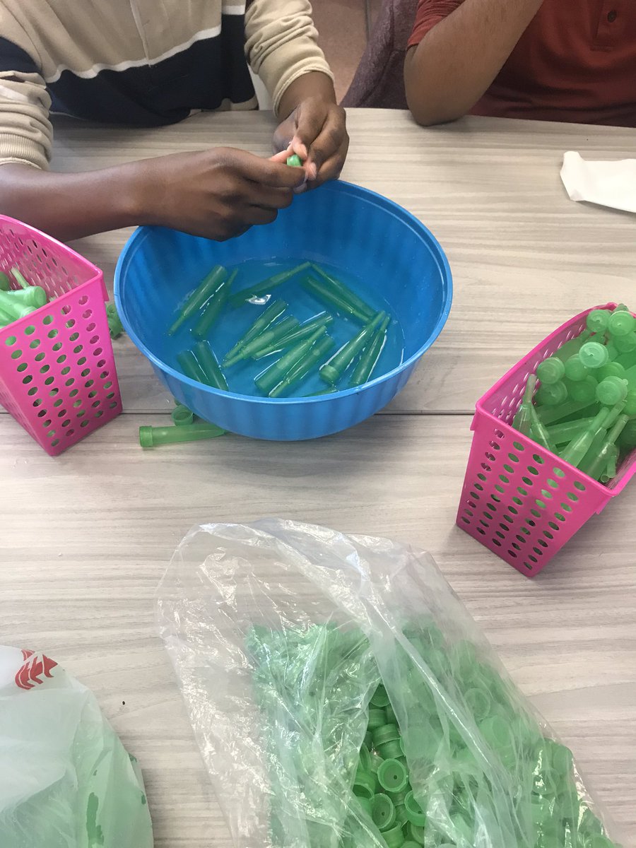 AFavia_NM's tweet photo. Filling water tubes for @denisflowersllc #NMUKnight @NMSpecServ_NJ https://t.co/WcuaUCqOE6