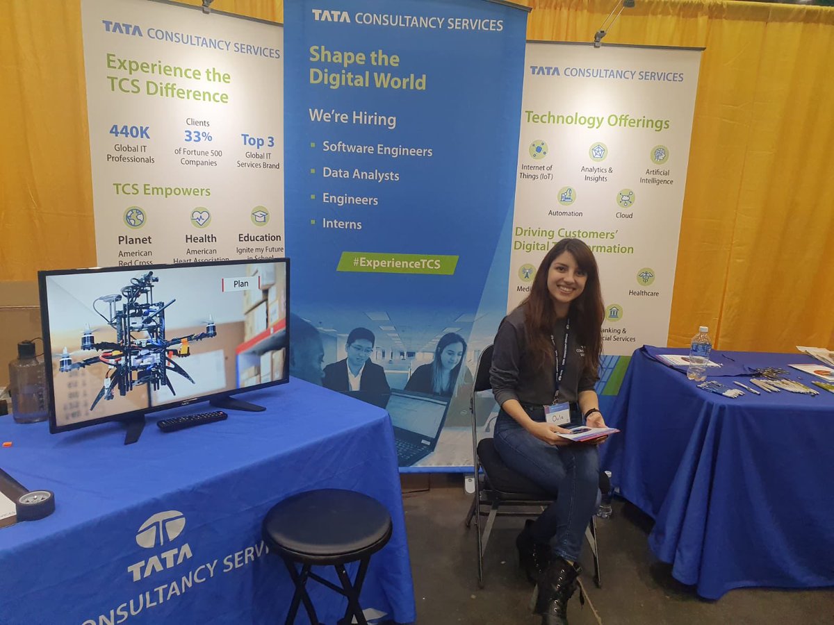 tcs_na's tweet photo. .@CincyChamber’s The Big College Event was a home run with a visit from Mr. Redlegs. If you love #technology like #VR and drones and you couldn’t connect (four) at our booth, then apply for our jobs online anytime at: https://t.co/oVtFoGRf4o #TBCE #ExperienceTCS https://t.co/vWJQIs4weM