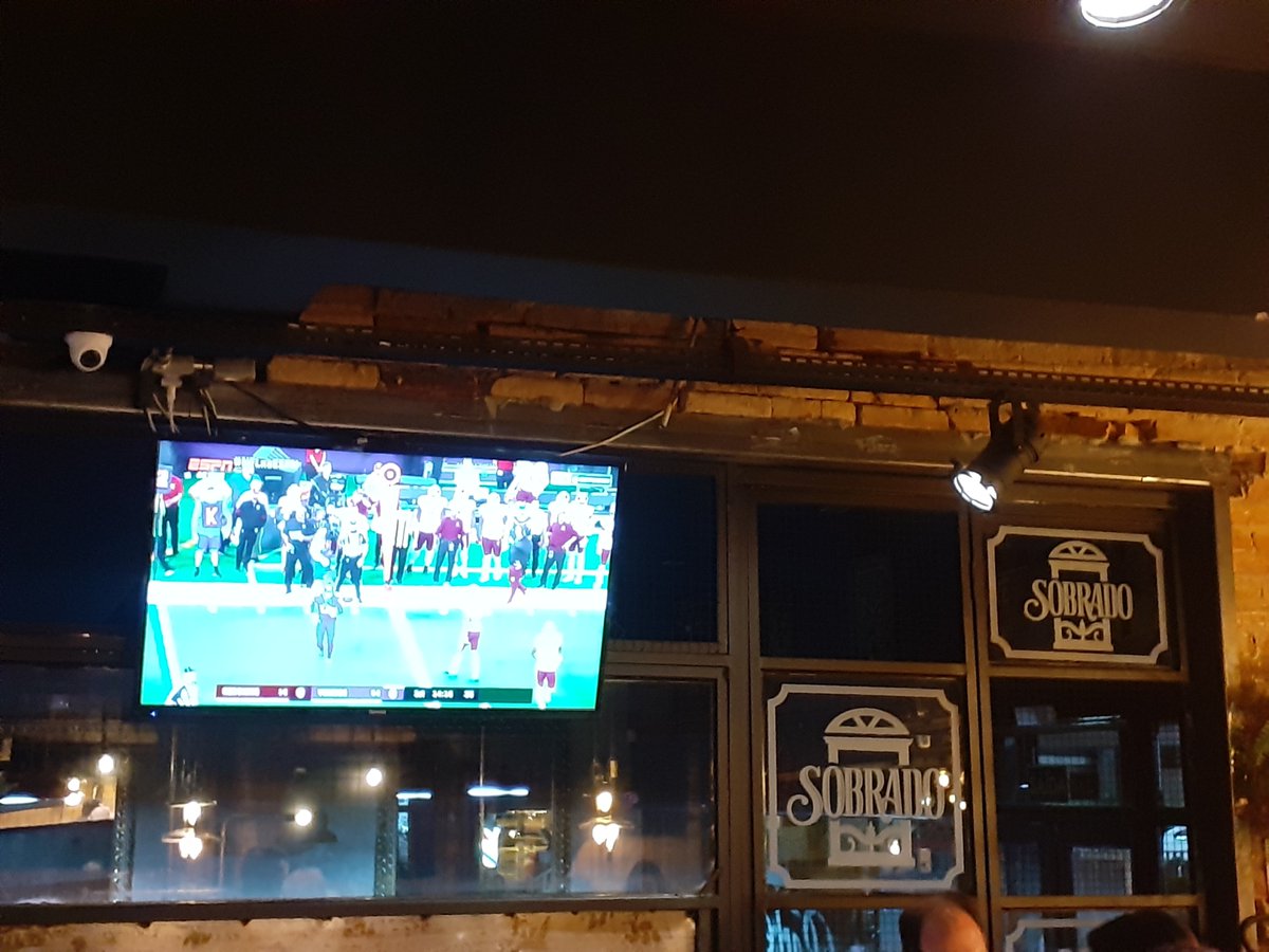 EsKeLeTTo's tweet photo. Trampando e curtindo
#NFLnaESPN 
#sobradochoperia
#cruzalta https://t.co/KK1tiuA5rr