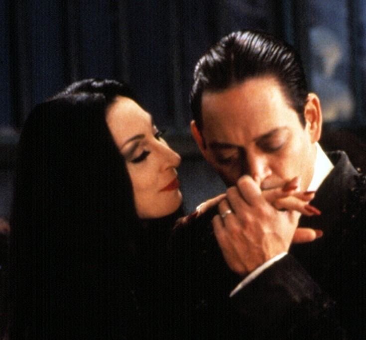NattQueenCole1's tweet image. You know who IS couple goals? 
Morticia and Gomez Addams