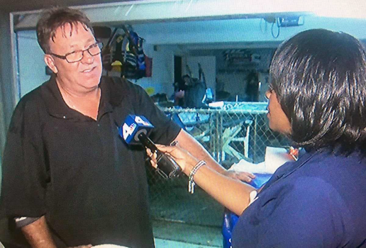 Broadcast_Bev's tweet photo. New at 11: A man whose home was gutted by fire during #RedFlagConditions today maintains an attitude of gratitude! @NBCLA @LACOFD #Castaic https://t.co/BbaDQvCKft