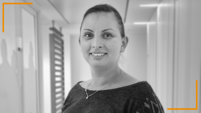 "Ce que je veux, c’est accompagner les gens, être à l’écoute, être dans l’aide et la valorisation des personnes, afin de révéler leur talent". Découvrez le portrait de Farah, nouvelle recrue d'Humando Pluriels : humando.fr/farah-humando-…
#VendrediLecture #portrait #embauche #emploi