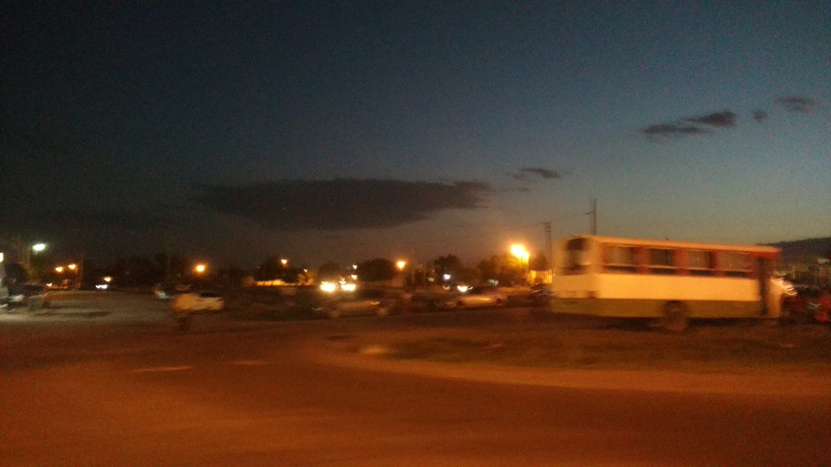 vegaclara's tweet photo. 50 colectivos para arrear la gente al Acto de #Beder y @municipalidadlr. @mauriciomacri no hay plata para pagarle a los precarizados PEM pero si para pagar $4.500.000 a los @LosPalmeras_OK Q el pueblo Riojano decida + pan y circo como los 8 años LBH o hacer historia c/ #JM2019 https://t.co/20sJbjPBOi