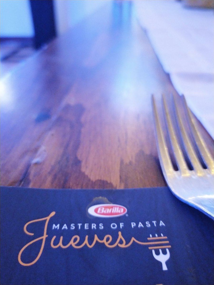 Lisandroft's tweet photo. #juevesbarilla #spaghettiface https://t.co/VjgXuPhroF