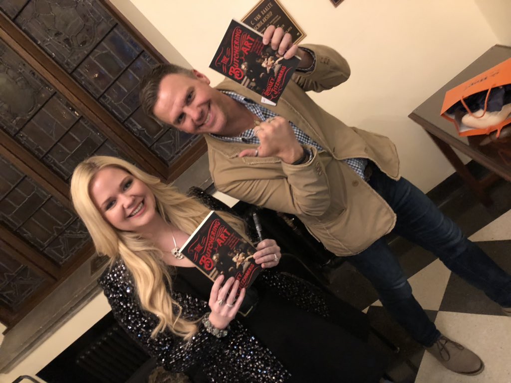 jaysondibble's tweet image. What a fantastic turnout—thanks to all who came to hear @DrLindseyFitz at @HopeCollege! We 🧡‘d learning from you, Dr. F. You’re welcome back at Hope anytime!