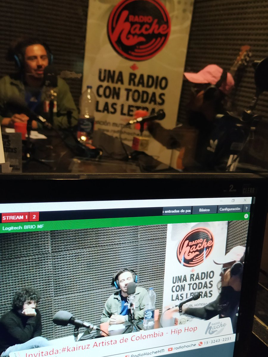 RadioHache2019's tweet photo. 📸 En los estudios de #RadioHache, programa @toprnkradio, nos visitó @kairuzmusic (Artista de Colombia - Hip Hop)
#TopRankin 🎙Conduce @MauriElbueno 🎧 Musicaliza @todounpaloph 📻
https://t.co/k8RacAclSQ
https://t.co/CDqEdhnuPV https://t.co/dQoZ0Ib5zZ