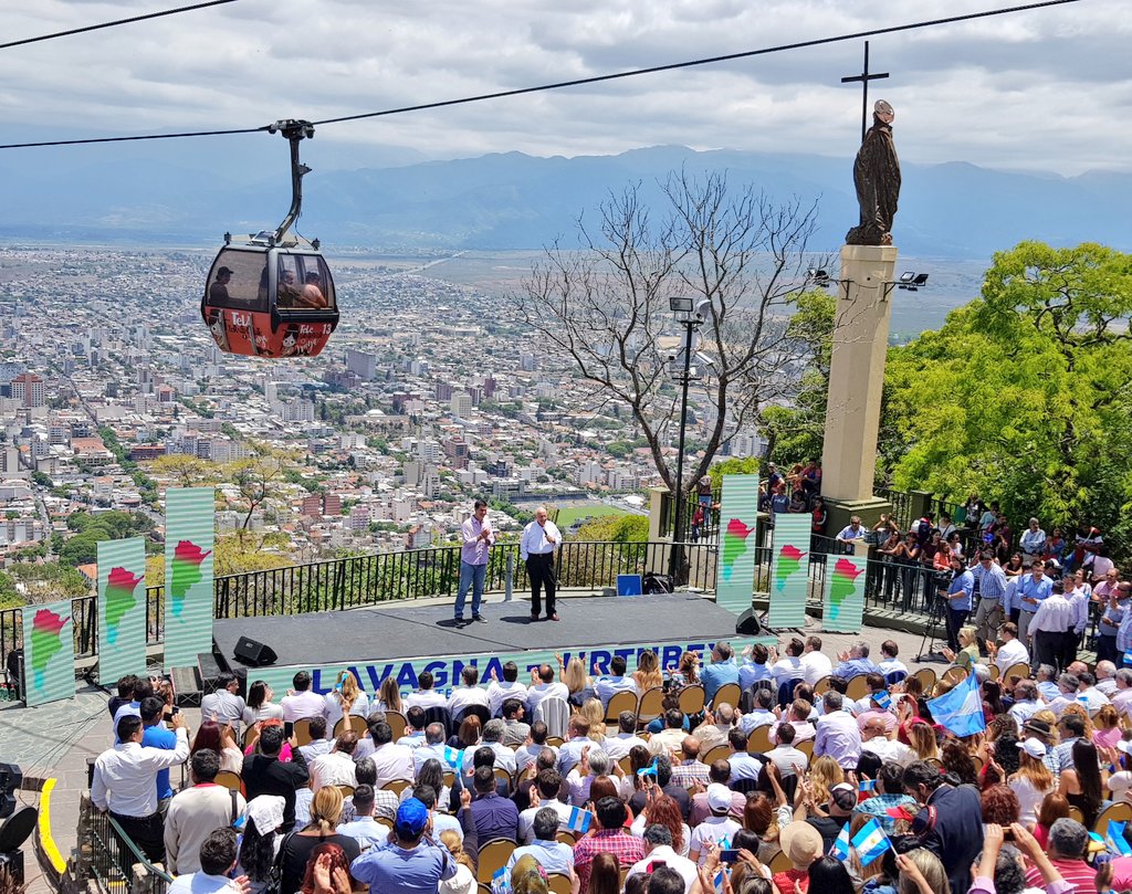 Este es el equipo de  #CONSENSOFEDERAL para construir una Argentina 🇦🇷 que todavía nos debemos.

Presidente ➡️ <a href="/UrtubeyJM/">Juan Manuel Urtubey</a>
Vicepresidente➡️ <a href="/RLavagna/">Roberto Lavagna</a>

<a href="/marcelolaragros/">Marcelo Lara Gros</a>
<a href="/Pablokosiner/">Pablo Kosiner</a> 
<a href="/GEMartinich/">Gaby Martinich</a> 
<a href="/SilvinaAbilesok/">Silvina Abiles</a> 
<a href="/MalvinaGareca/">Malvina Gareca</a>
<a href="/PacoMarinaroR/">Paco Marinaro Rodó</a> 

#UniónPorSalta 
#Lista502