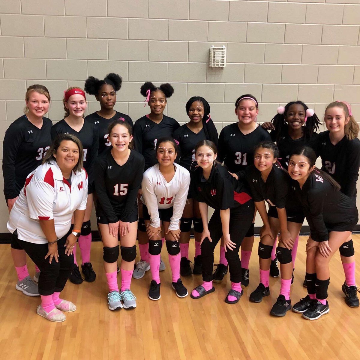 gatorpres2014's tweet photo. @cths_volleyball @ChisholmTrailHS @emsisdathletics Thank you for also hosting Willkie B-Team❤ https://t.co/FR05ncNdfI