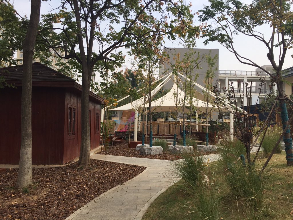 HSteinbring's tweet photo. What an incredible outdoor learning space @NISChina. I just love it! #ACAMISECE #earlyyears #earlychildhood #play #letthemplay #outdoorlearning https://t.co/jVGcGWOI2z