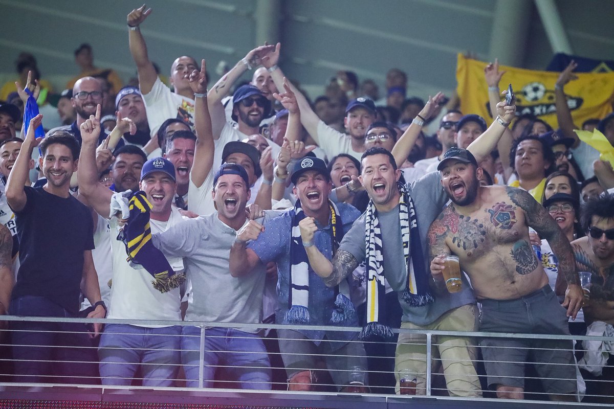 LAGalaxy's tweet photo. MAGEE. GARGS. GORDO.

✊️ WE OUT HERE ✊️ https://t.co/eQobQEgPcV