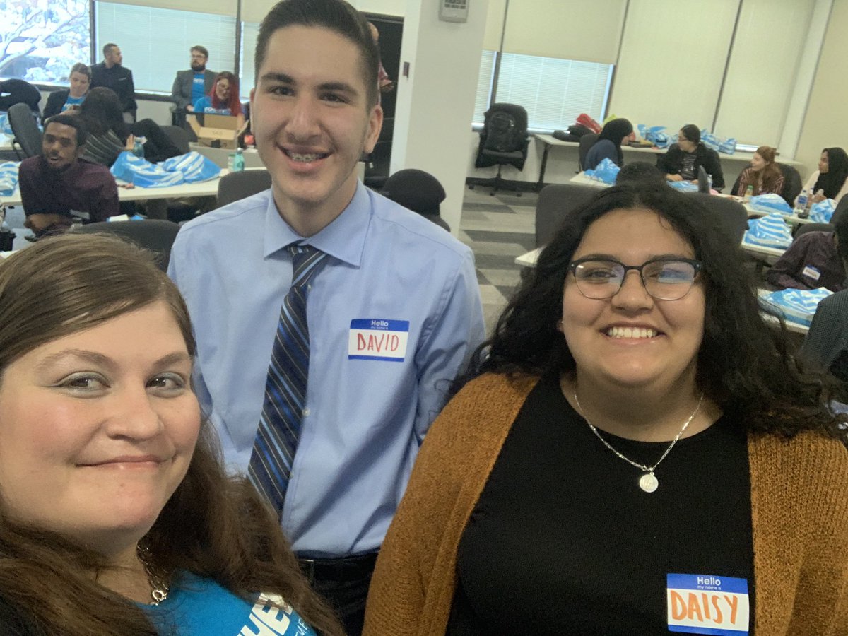 laylavigil's tweet photo. High Tech Day Winners! I was excited to see them win gift cards & a Yaboom to code! They were even MORE excited! It was great seeing them SMILE!😃#TuggleNation #FieldsFam @PuebloHotChilis @loo_lewis @robynncollins @CoHacemos @PuebloHotChilis #HACEMOS #HACEMOSHTD #JuntosHACEMOSMas https://t.co/DwD65egU2c