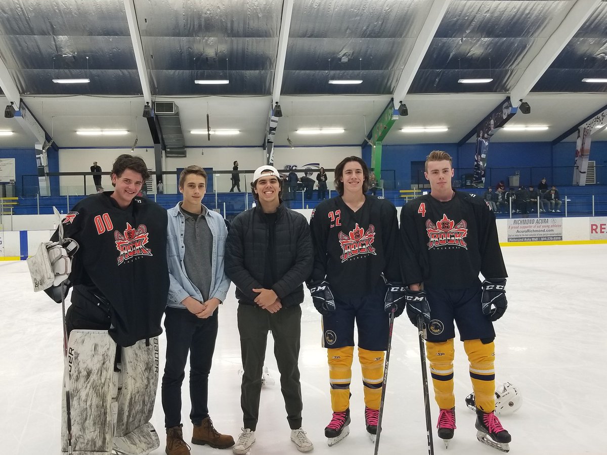 SemiLax's tweet image. Special thanks to @R_Sockeyes and @deltaicehawks for taking the time to honour Randy Ellis. @jacobstone29 and @JacobDowell10 taking the face off from 2 of Randy's boys, Aiden and Jared and wearing Rock jerseys during warm up.