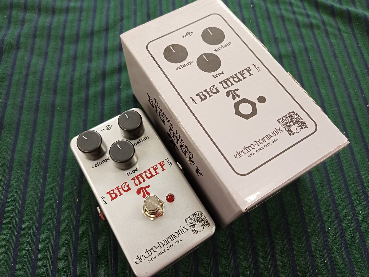mr_miru's tweet photo. 【 入荷しました】
ついにラムズヘッド降臨!!
次回入荷は未定な1台!!早い者勝ち!現在3種揃ってますのでお気に入りの1台を見つけてください!!
#EHX #Bigmuff #Triangle #Rumshead #opamp https://t.co/hV4IZc3kxR