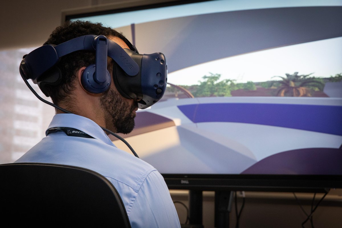 BoeingAustralia's tweet image. Robotics, autonomy and #Starliner virtual reality demonstrations were part of our local Boeing Innovation Week celebrations. Teammates also applied their creativity in a Hackathon to turn their good ideas into solutions that change how people live and work!