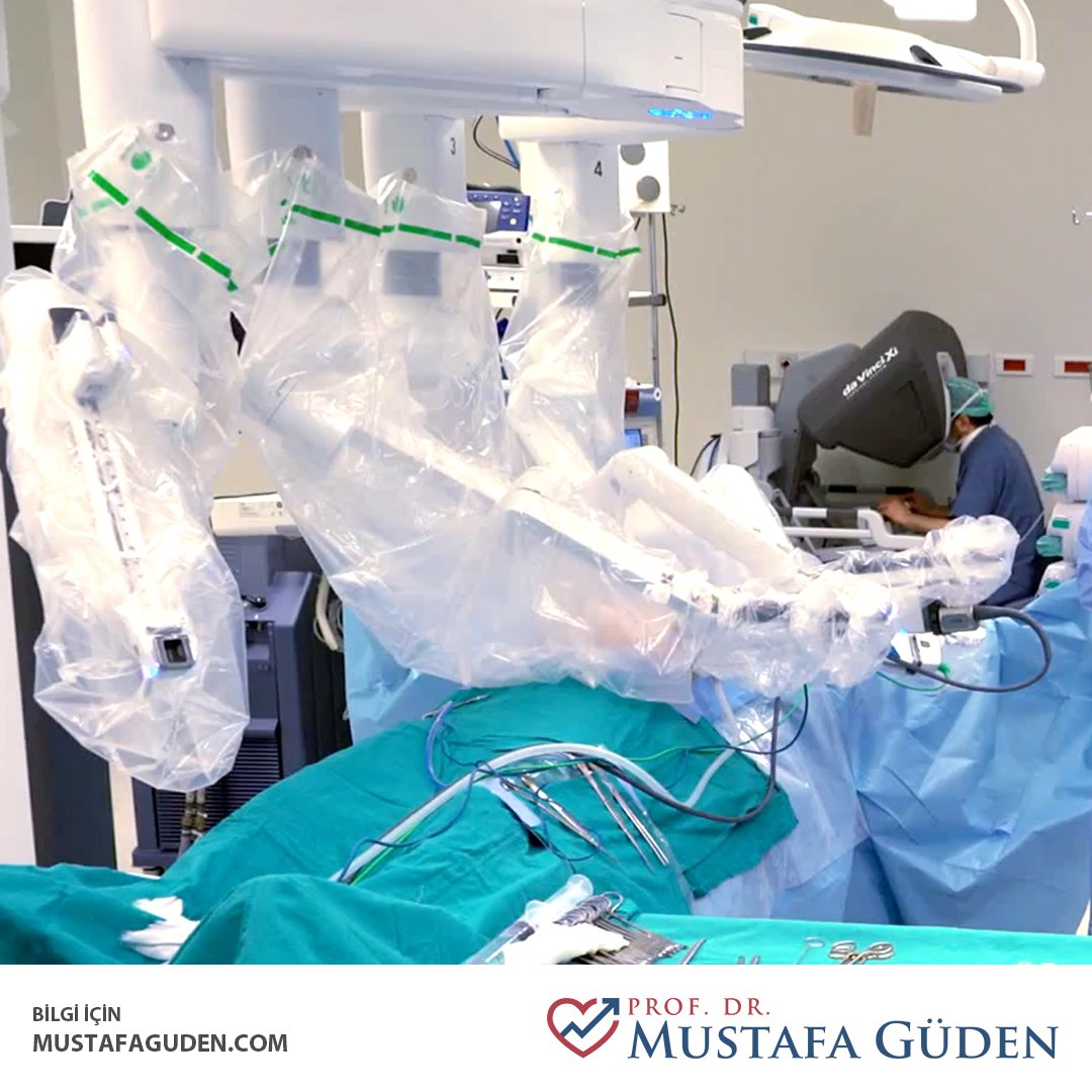 Kalp damarında darlık olduğu görülen Şevki Bey, robotik cerrahi yöntemiyle yaptığımız bypass ameliyatıyla kısa sürede günlük yaşantısına döndü. #MustafaGüden, #RobotikCerrahi, #KalpAmeliyatları