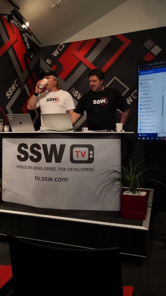 jytc_'s tweet image. #azuresuperpowers testing 🤓