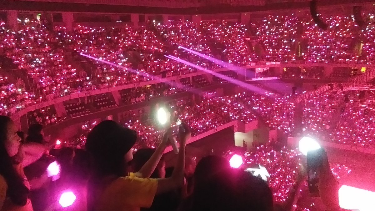 yanseeyou_'s tweet photo. i miss u @weareoneEXO!! see u again v v v soon, i love u all so much ๐ #EXPLORATIONINMANILAD2 https://t.co/3Q7N6eNvA8