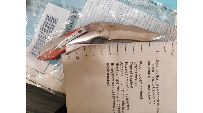 BrumCityWMP's tweet photo. A busy night for Team 5 tonight with 4 arrest which include; Female for Drunk and Disorderly,  Male for Possession With Intent to Supply Class A, Male for Assault and another Male for Possess an Offensive Weapon. #ProjectGuardian #LivesNotKnives #StopAndSearch #HelloRestDays https://t.co/7CQZQRFqnj