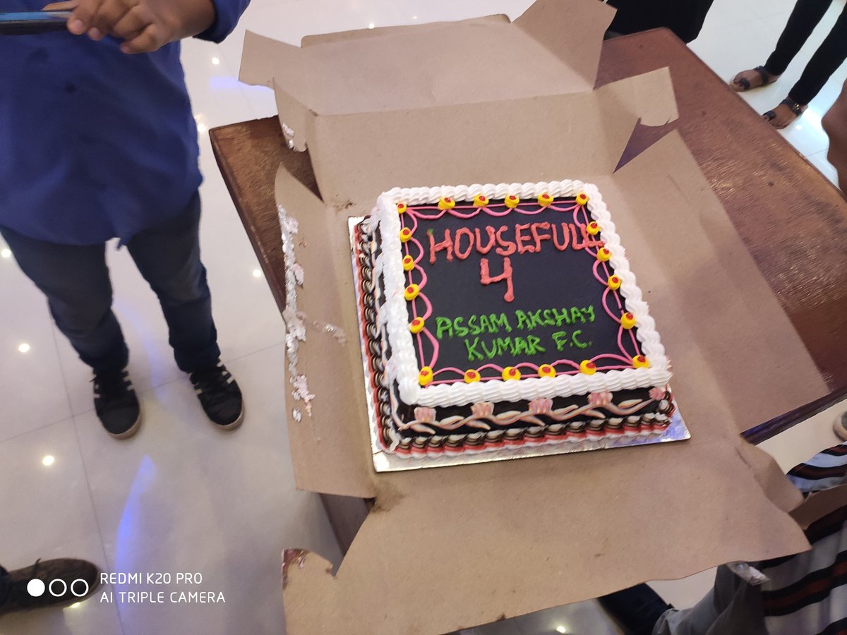 imkuladeep11's tweet photo. Ye Diwali Housefull wali..#Housefull4
what a movie🙏 @akshaykumar sir ♥️ @kritisanon @Riteishd @thedeol @hegdepooja @NGEMovies https://t.co/I3iH3oDt8n
