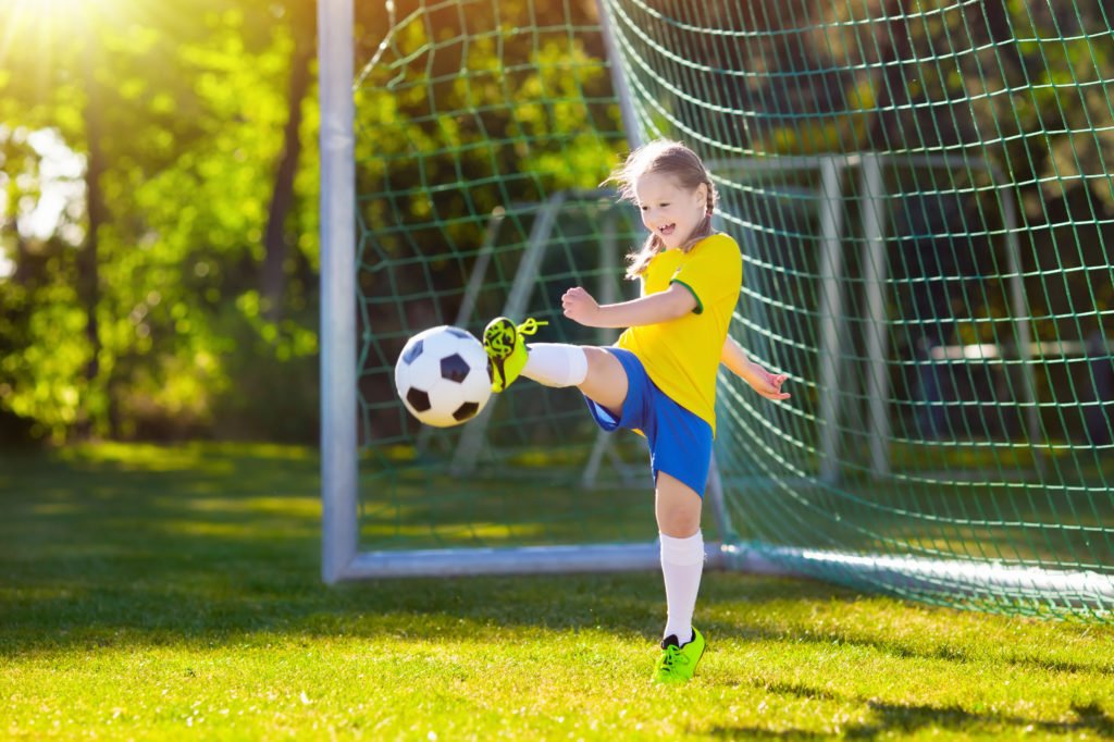 Vorige maand vond de eerste bijeenkomst over meiden/dames voetbal met 6 lokale voetbalverenigingenplaats en dit was gelijk een groot succes! 
De volgende bijeenkomst is eind november en dan zal het thema 'voetbal(talent) ontwikkeling' worden besproken.