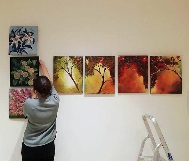 thebeehiveldn's tweet photo. Have you lot seen the latest #onewallgallery installation..? It's called Peace Underneath and it's inspired by nature. Local artist Husna Parvin (@husnaparvin) is self taught and her whole collection is for sale. Have a look next time you're in. #arty https://t.co/8h4aDBYjbX https://t.co/1lcpO98UzO