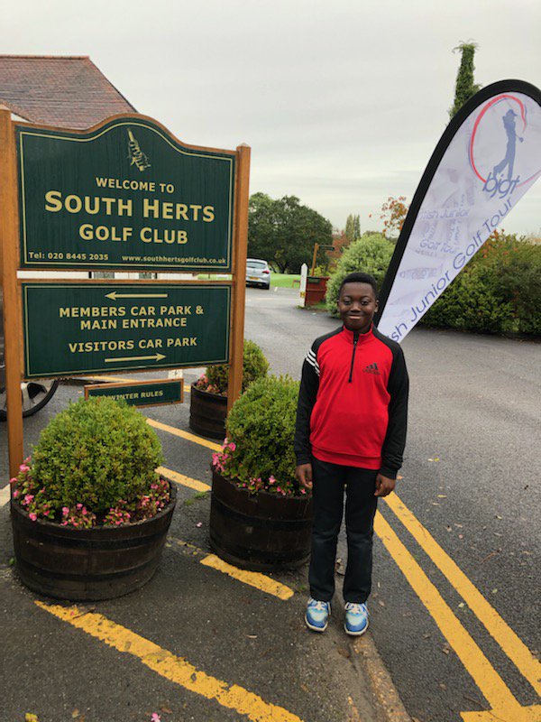 SarfoGolf's tweet photo. Good luck to all juniors playing today @SouthHertsGC for the @JuniorWorldGolf World Finals 2020 @TorreyPinesGolf.  @BJGT
@engjuniorgolf #juniorgolfer #golf https://t.co/YaW2hAvJp5