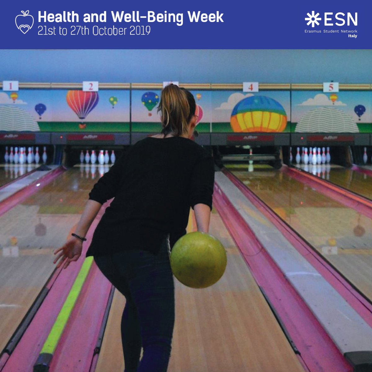 ESNITALIA's tweet photo. Quante volte hai giocato a bowling? 🎳 🎳
Il bowling è spesso sottovalutato. È l'attività perfetta per costruire una grande squadra! 💪🏻 💪🏻
@EsnRomaAse ha organizzato molte serate di bowling con gli Erasmus!
#activeErasmus #THISisESN https://t.co/qh15M0B13b