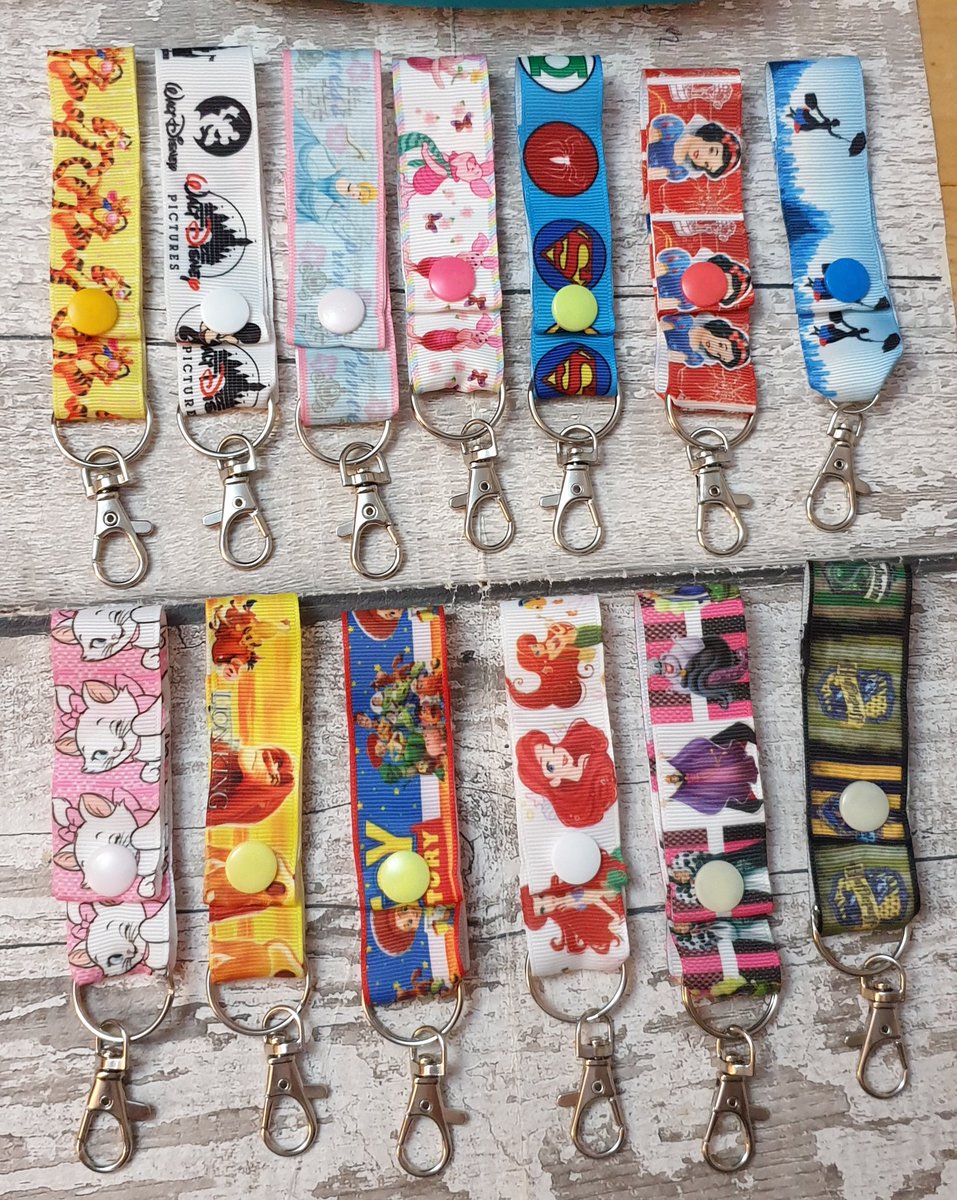 _2_b_a_b_99's tweet photo. ❤❤ FIVER FRIDAY ❤❤

Any 3 ear/cap holders 5.00. Postage is 1.50 anywhere in the UK. Please message me to order. Payment via PayPal please. Thanks everyone and happy Friday xx

#FridayFeeling #fiverfriday #earholder #handmade #capholder #friyay https://t.co/MIRJYjkZZI
