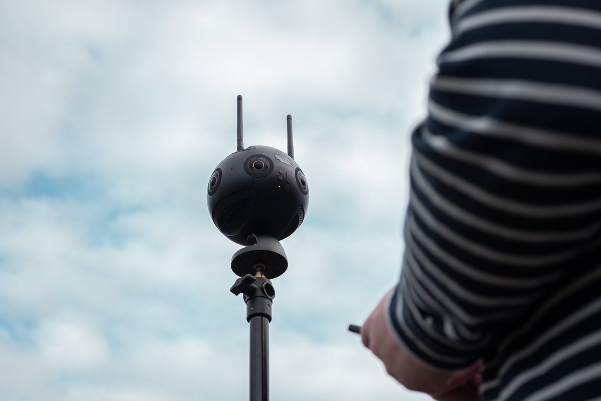 TourVR's tweet image. Hij is binnen: de Insta360 PRO 2! Een van de beste virtual reality camera’s wereldwijd. Wij waren een van de eerste producenten van VR in Nederland, en we verhogen de lat nu naar 8K! Naast high end VR opnames kunnen we nu ook in hoge kwaliteit VR #Livestream aanbieden! #vr