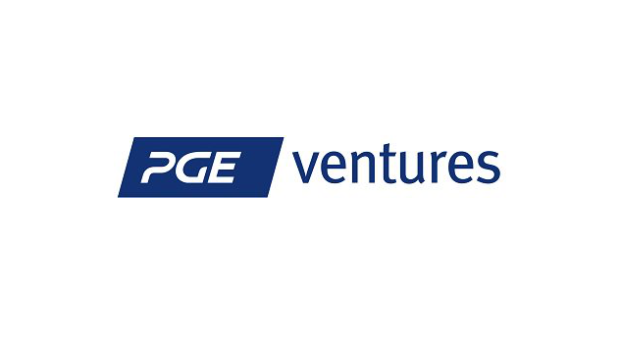 Grupa_PGE's tweet photo. Jeszcze mniej #CO2. #PGEVentures zainwestuje w #ConnectPoint. To #startup, który łączy #DataScience, #IoT i procesy biznesowe w taki sposób, że zarządzanie produkcją i dystrybucją energii będzie jeszcze efektywniejsze
https://t.co/k1i5mZCZzu https://t.co/44Yb2anvUb