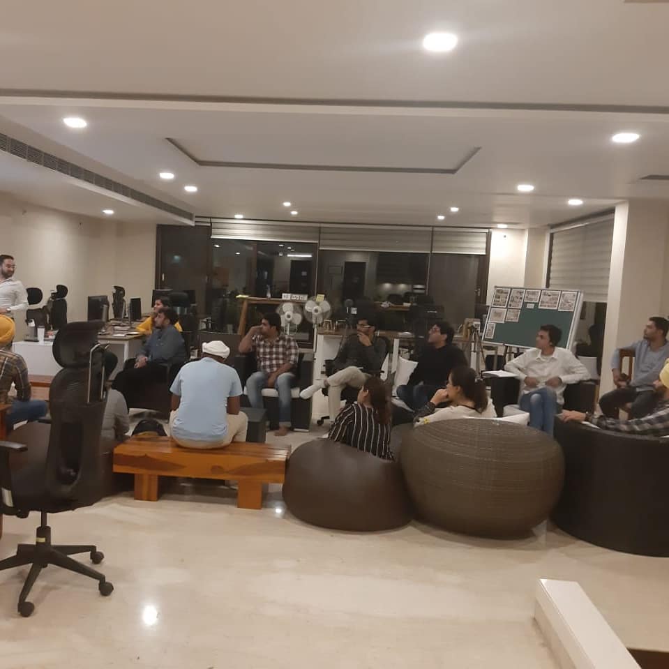 brew_hq's tweet image. Glimpses of our yesterday&apos;s #MeetupThursdays on &quot;Let&apos;s start with WHY!&quot;
.
.
#amritsarstartps #communitybuilding #events #startuplife #amritsardiaries #statusbrew #cityonpedals #brewcrew #lifeatstatusbrew