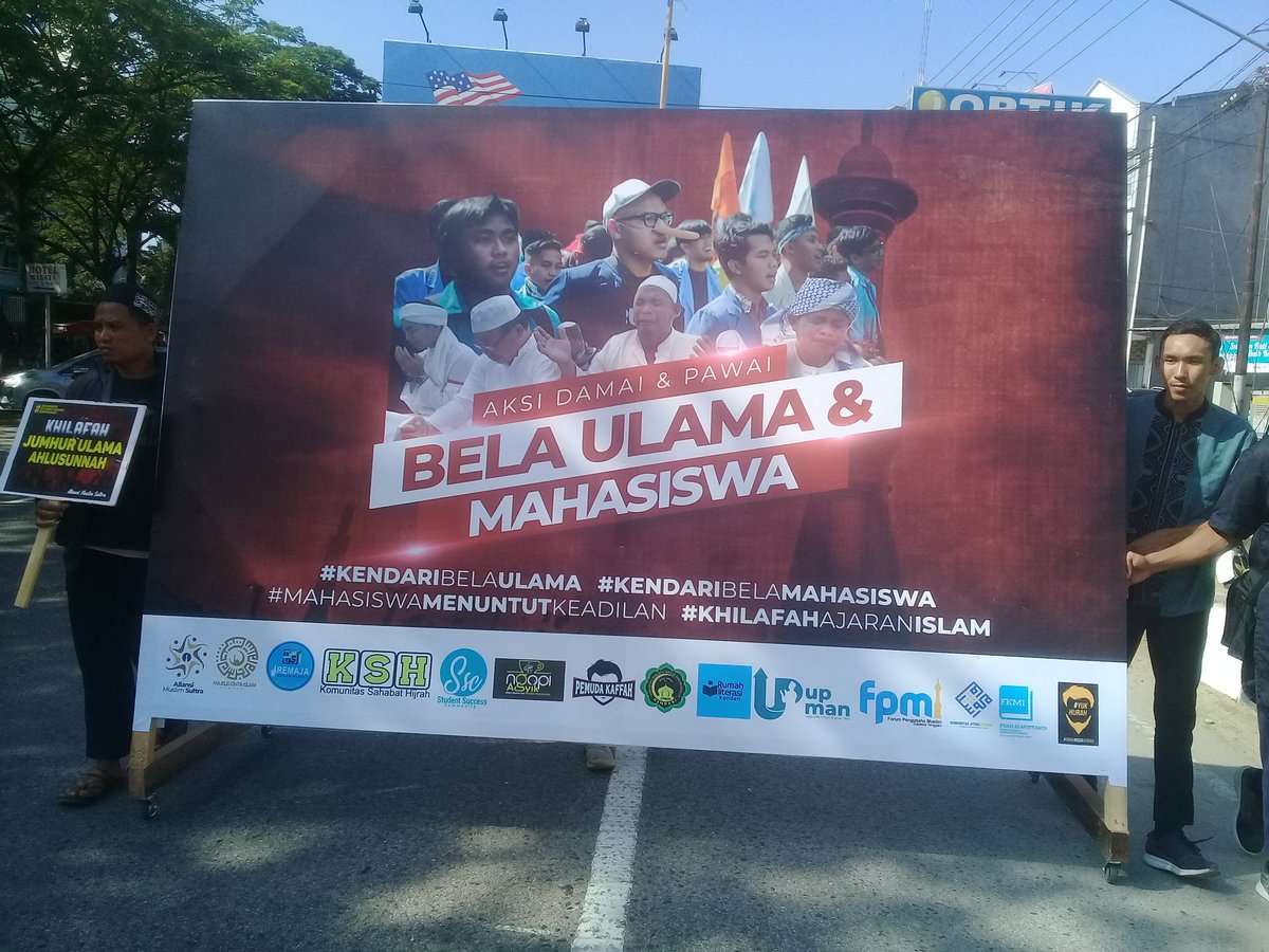 SatriaTeladan's tweet photo. #KendariBelaUlama https://t.co/Avcrar8sVH