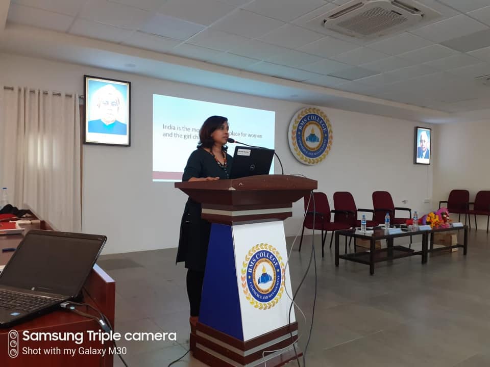 wow_india's tweet photo. @KavithaEmmanuel and @joy_christina at BMS College of Commerce and Business Management, Bengaluru, doing a seminar on "being a change agent for women's safety"

#bethechange #womenofworth #safety #womensafety https://t.co/KXYljt3OFV
