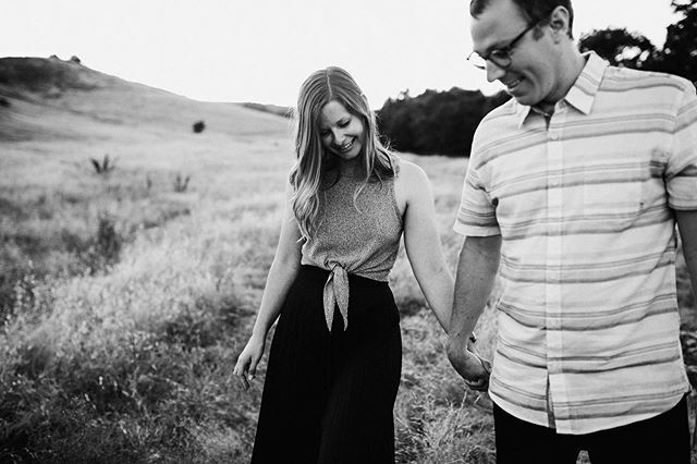 camijane's tweet photo. “Let’s wander where the WiFi is weak.” 😍 I recently read this and LOVED it. 💛 Do any of you practice unplugged time with your spouse? Erik is not a social media person so it’s super easy for him, but I’ve realized how prone I am to pick up my phone a… https://t.co/96GS3ZozRq https://t.co/n1N3xZhoSw