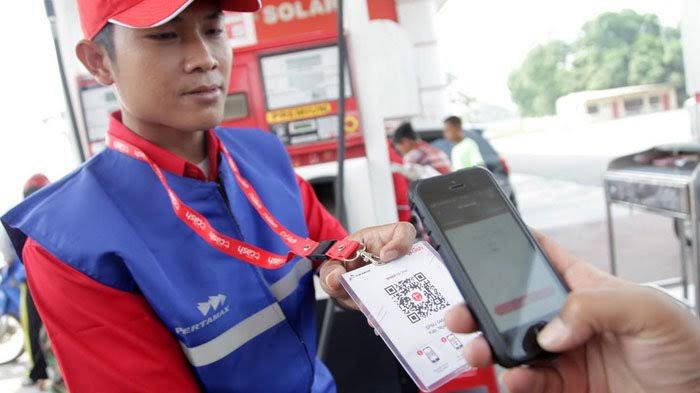 SPBU_Grati's tweet photo. Turun tol grati pasuruan spbu brd di sblh kanan bl dr arah sby anda akn menemukan rest area yang menyediakan fasilitas kmr mandi air panas,resto,klinik kecantikan,live music,karaoke gratis #pertaminamor5 #pertamaxturbo #restareajatim #tol #cafewong3  #pasuruan  #spbugrati https://t.co/SHIuW9hfPa