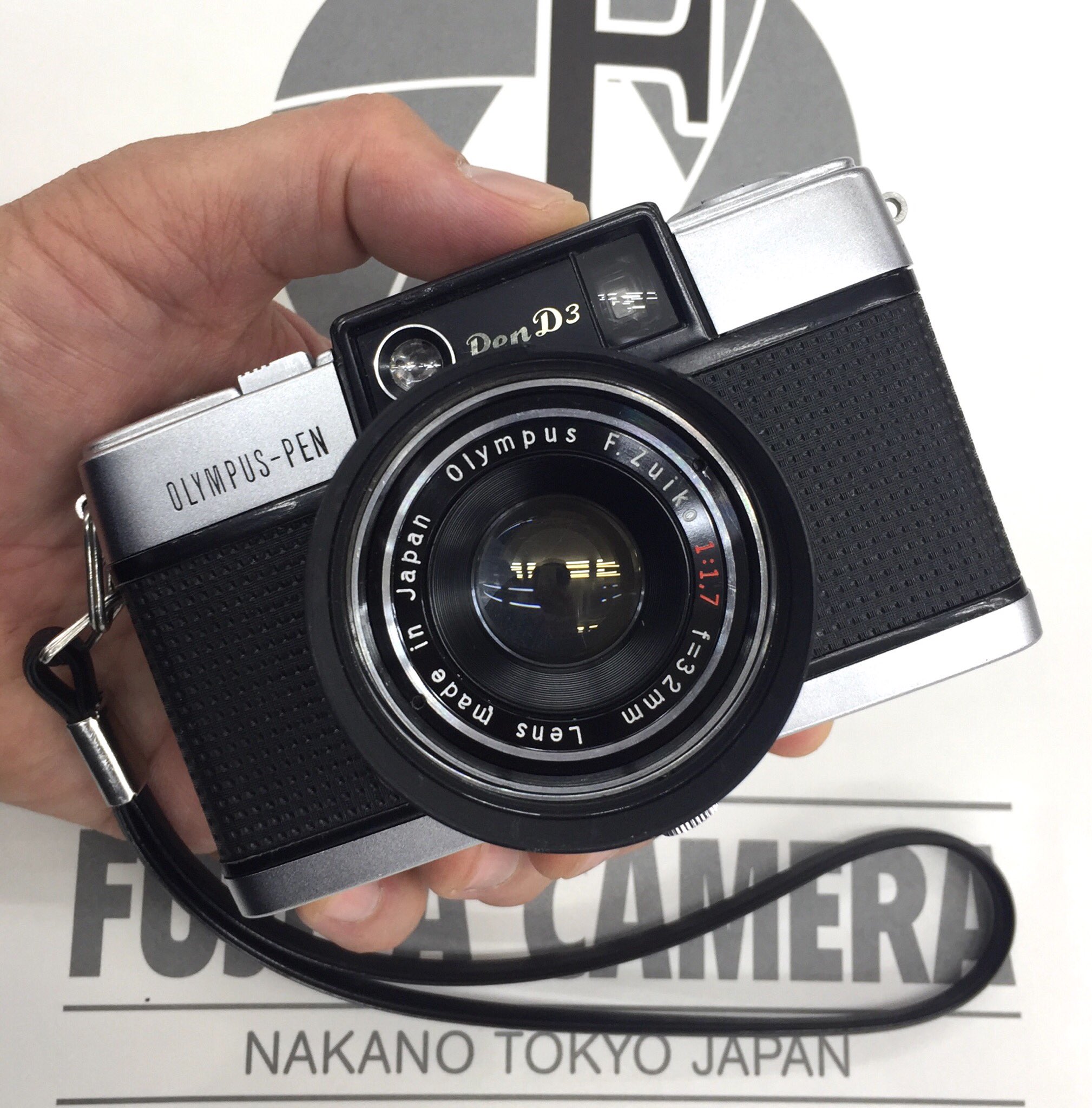 フジヤカメラ店 な オリンパス Pen D3 フードつき