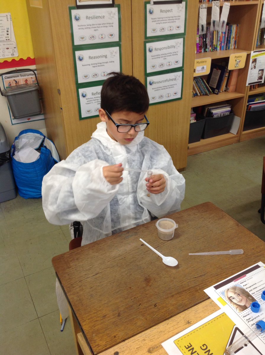 bboughton79's tweet photo. CSI afternoon in Year 6. Investigating evidence to solve the case of the missing laptop. Lots of Science and problem solving skills. https://t.co/hErcl554iw