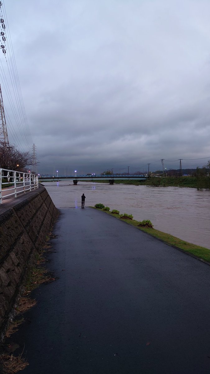 【氾濫発生情報】小櫃川と小糸川で水があふれる 千葉県君津市