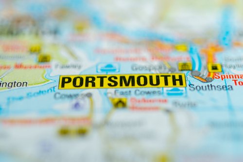 RHANews's tweet photo. Still time to get to one of our #Portsmouth #AtoBrexit seminars at Village Portsmouth, Lakeshore Drive today. Find out about customs, compliance and licensing with transport law experts @backhousejones. Book here: https://t.co/sQz1UsepVy #BusinessGetReady https://t.co/FfT8U5nYXs