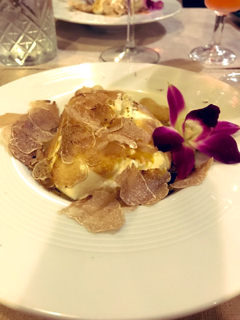 Ohhh Italy, I missed you. Osteria Canonne Bologna. Luca, you fantastic son of a bitch.