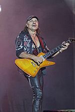 Happy Birthday  Matthias Jabs
10 25   Scorpions                                                  